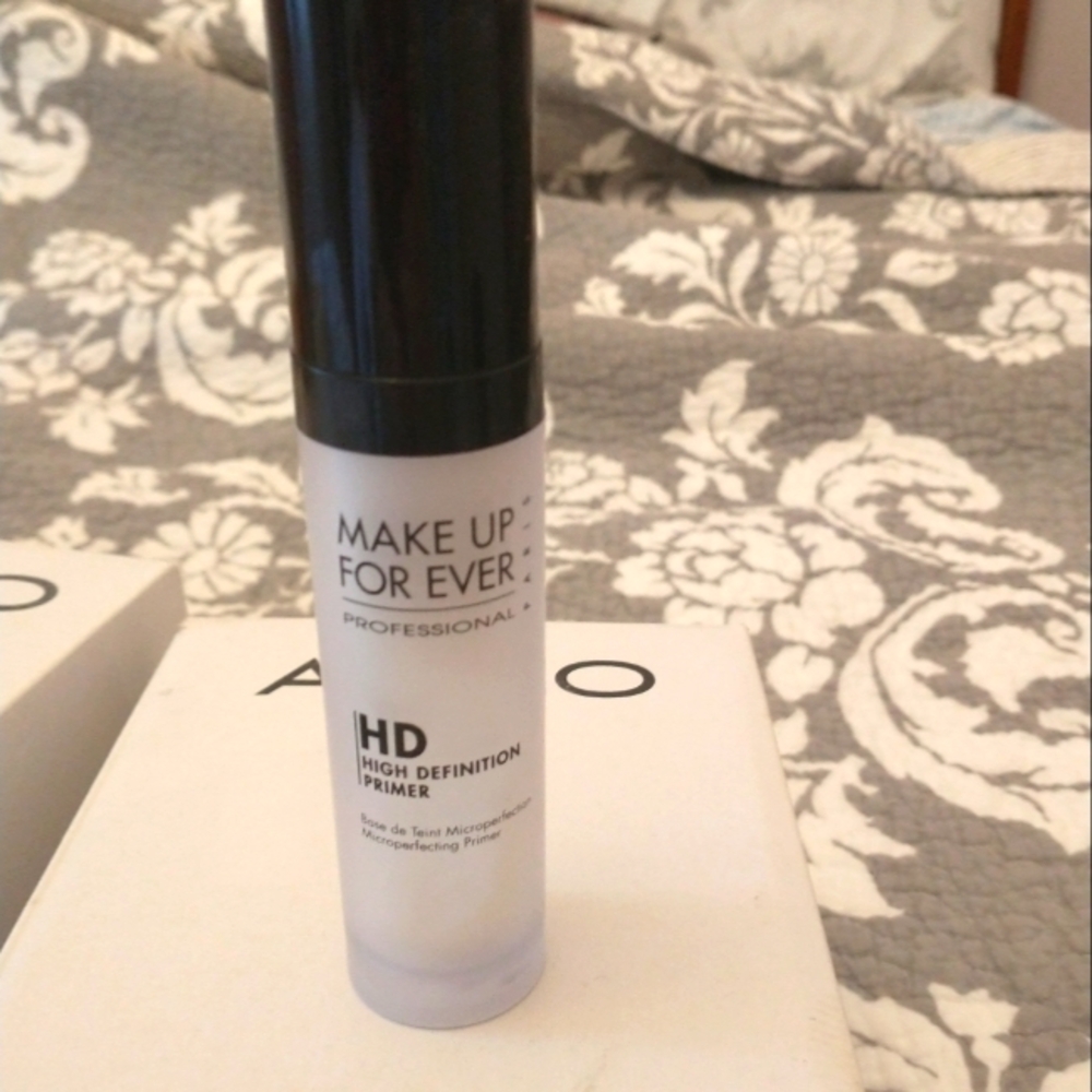 Makeup forever hi definition primer